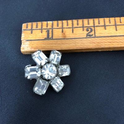 .171. Marked Vintage Earrings