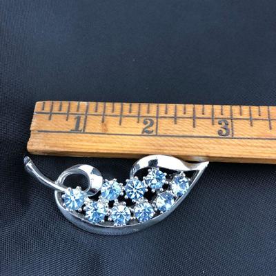 .172. Massive Unmarked Brooch Lot