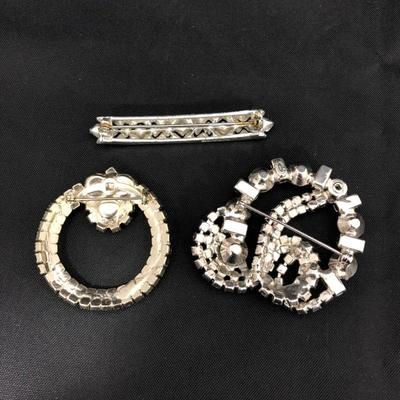 .172. Massive Unmarked Brooch Lot