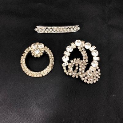 .172. Massive Unmarked Brooch Lot