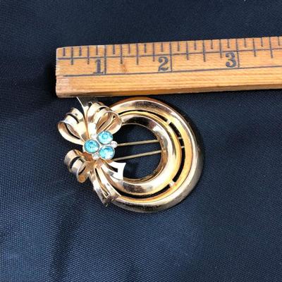 .173. One Dozen Mostly Marked Brooches