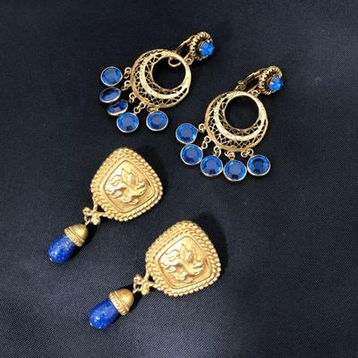 .176. Blue Clip Earrings