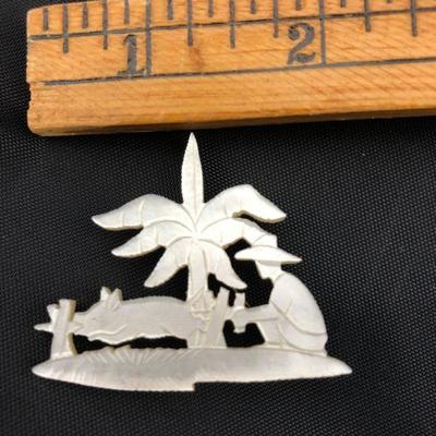 .186. Sweetheart Brooch and More