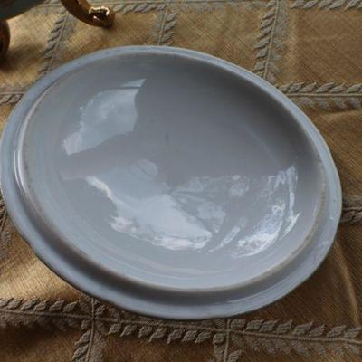 Lot #1: Vintage Hand Painted Ceramic 3-Leg Dish w/ Lid