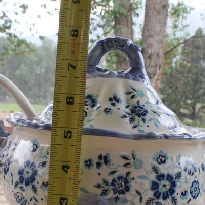 Lot #9: Vintage Ceramic Serving Dish w/ Slotted Lid and Spoon