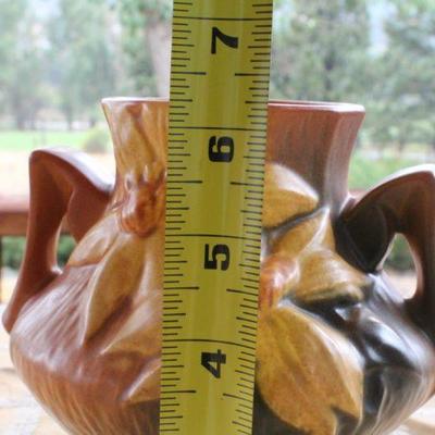 Lot #11: Vintage ROSEVILLEâ„¢ 188-6" Pottery Vase Hand Painted