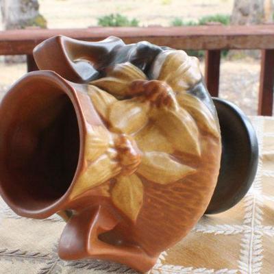 Lot #11: Vintage ROSEVILLEâ„¢ 188-6" Pottery Vase Hand Painted