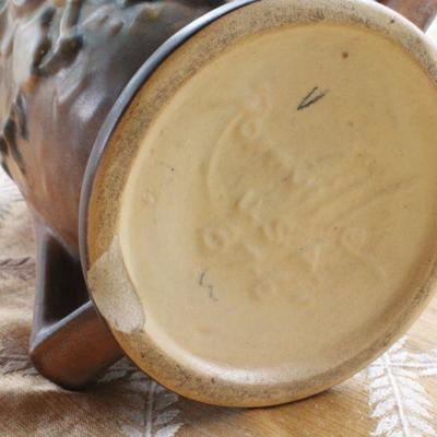 Lot #13: Vintage ROSEVILLEâ„¢ Pottery Vase Form 87-6" (some damage shown)