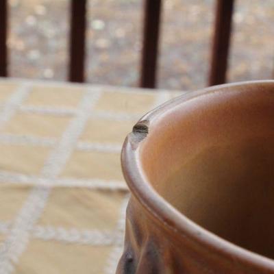Lot #13: Vintage ROSEVILLEâ„¢ Pottery Vase Form 87-6" (some damage shown)