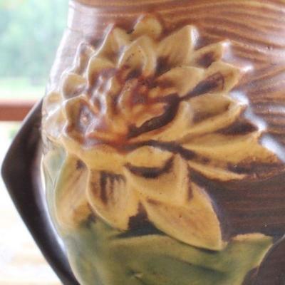 Lot #14: Vintage ROSEVILLEâ„¢ Pottery Vase For 71-4"