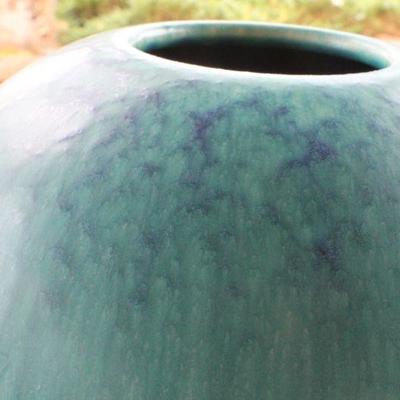 Lot #17: Vintage TOYOâ„¢ Blue Pottery Deco Pot