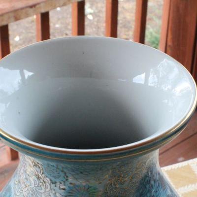 Lot #19: Vintage Made in Japan Decorative Vase