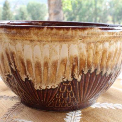 Lot #31: Group of (3) Assorted Bowls and Vessels