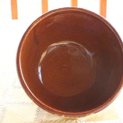 Lot #31: Group of (3) Assorted Bowls and Vessels