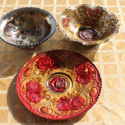 Lot #36: Group of (3) Colorful Floral Decorative Vintage Bowls and Plate