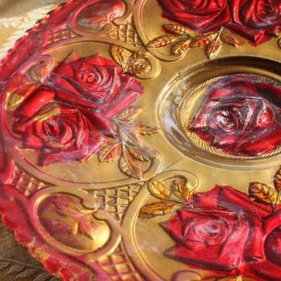 Lot #36: Group of (3) Colorful Floral Decorative Vintage Bowls and Plate