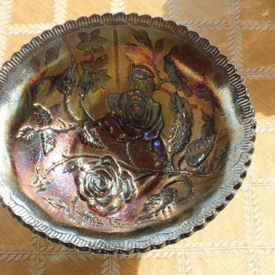 Lot #36: Group of (3) Colorful Floral Decorative Vintage Bowls and Plate