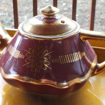 Lot #37: (2) Pier 1â„¢ Serving Trays Gold w/ HALLâ„¢ 6-Cup Teapot