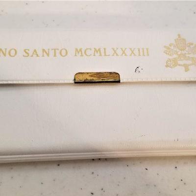 Lot #62  Set of Vatican City Coins in Commemorative Holder