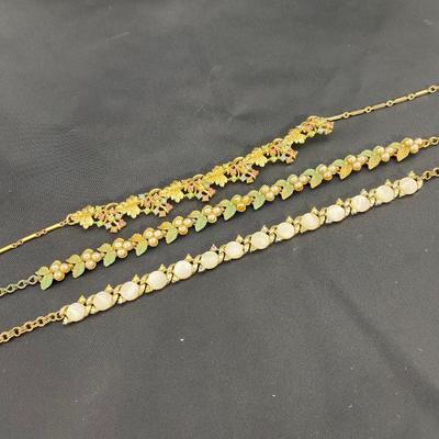 .190. Marked and Unmarked Gold Tone Necklaces