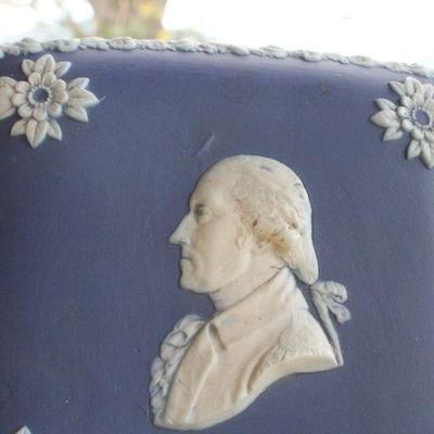 Lot #45: Vintage WEDGEWOOD Cameo Feature Covered Dish w/ 4-Sided Theme