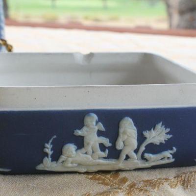 Lot #45: Vintage WEDGEWOOD Cameo Feature Covered Dish w/ 4-Sided Theme
