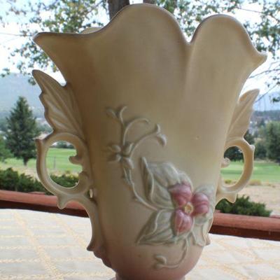 Lot #51: Vintage HULLâ„¢ Pottery Hand Painted Vase