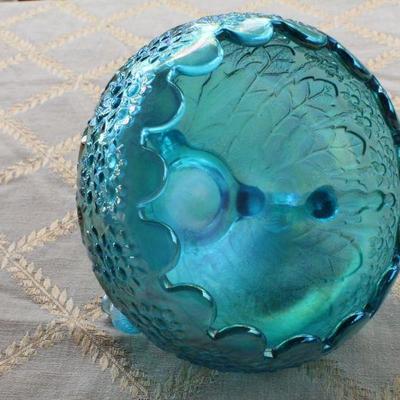 Lot #68: Vintage Blue FENTONâ„¢ Art Glass 3-Leg Bowl