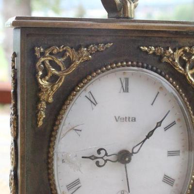 Lot #70: Vintage VETTAâ„¢ Desk Clock UNTESTED