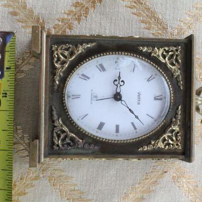 Lot #70: Vintage VETTAâ„¢ Desk Clock UNTESTED