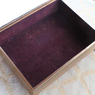 Lot #71: Vintage Mid Century Modern Flower Themed Jewelry/Trinket Box Gold Tone Metal Case