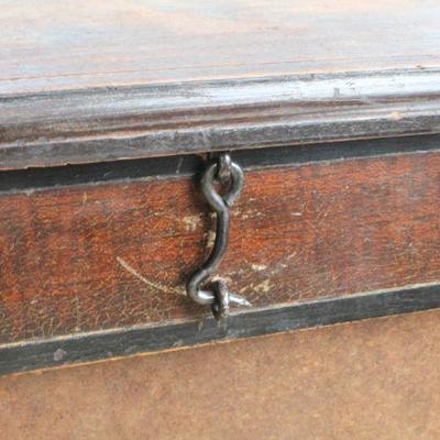 Lot #79: Vintage Early 1900's ADLER-ROYALâ„¢ Box