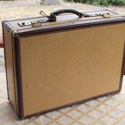 Lot #80: Vintage Mid Century Modern HARTMANNâ„¢ Skymate Luggage (locks open w/ no key)