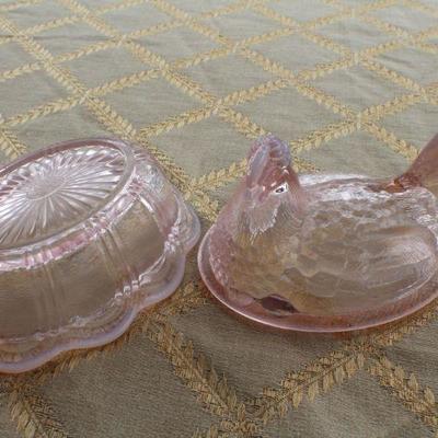 Lot #83: Vintage FENTONâ„¢ Pink Opalescent Covered Dish w/ Original Card