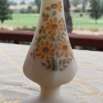 Lot #84: Vintage FENTONâ„¢ Hand Painted Thin Vase SIGNED by Artist
