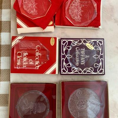 #100  ACRYLIC CHRISTMAS TREE ORNAMENTS