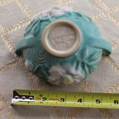 Lot #86: Large ROSEVILLEâ„¢ Flower Themed Bowl w/ Handles