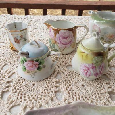 Lot 108: Floral China Lot