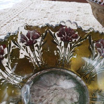 Lot 110: Reverse Painted Glass Bowls