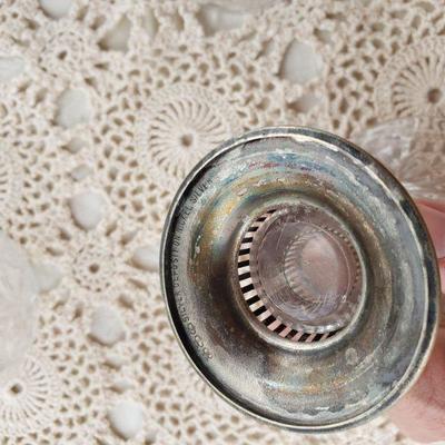 Lot 113: Vintage Glass and Crystal Lot