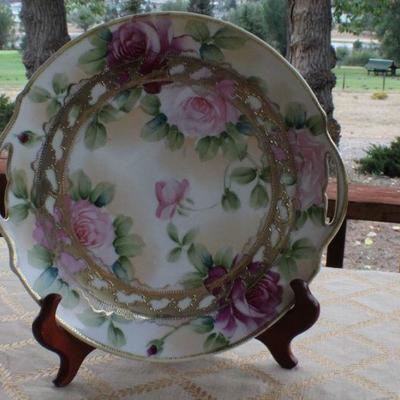 Lot #118: Assortment of (3) Vintage Plates w/ Side Handles