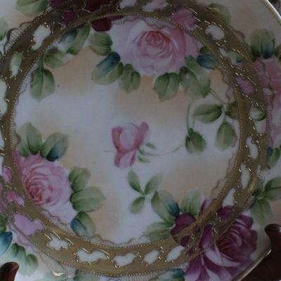 Lot #118: Assortment of (3) Vintage Plates w/ Side Handles