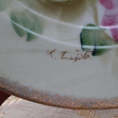 Lot #119: Assortment of (4) Vintage Flower Themed Plates