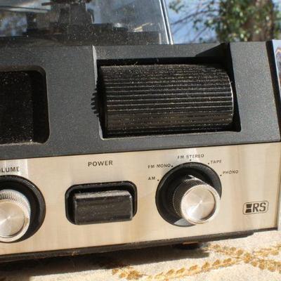 Lot #123: Vintage REALISTICâ„¢ Clarinette II Model 13-1180 Record Player and Reciever UNTESTED