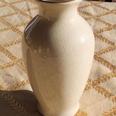 Lot #126: Vintage Japanese Decorative Peacock Themed Vase