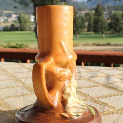 Lot #127: Vintage ROSEVILLEâ„¢ Mid Century Modern Candle Stick Holder