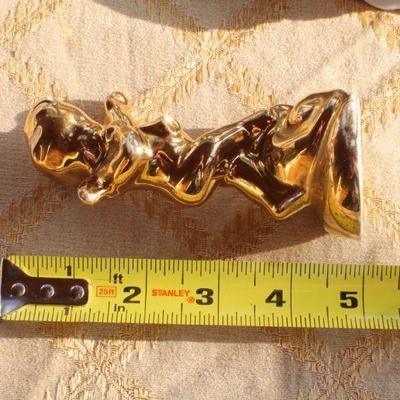 Lot #131: Set of (4) Vintage LIMOGESâ„¢ France Dessert Plates w/ (2) Porcelain Unmarked Gold Plated Cherubs
