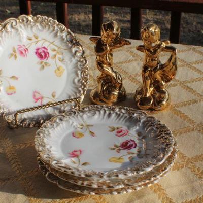 Lot #131: Set of (4) Vintage LIMOGESâ„¢ France Dessert Plates w/ (2) Porcelain Unmarked Gold Plated Cherubs