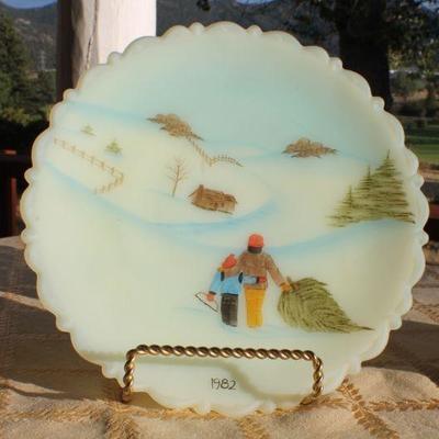 Lot #132: (2) Vintage FENTONâ„¢ Hand Painted Princess House Collectors Edition Plates SIGNED by Artist