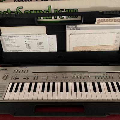 #169   YAMAHA PORTA SOUND PC-100 PLAYCARD SYSTEM PORTABLE KEYBOARD W/BOX